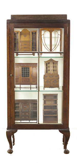 アンティーク家具ショーケース