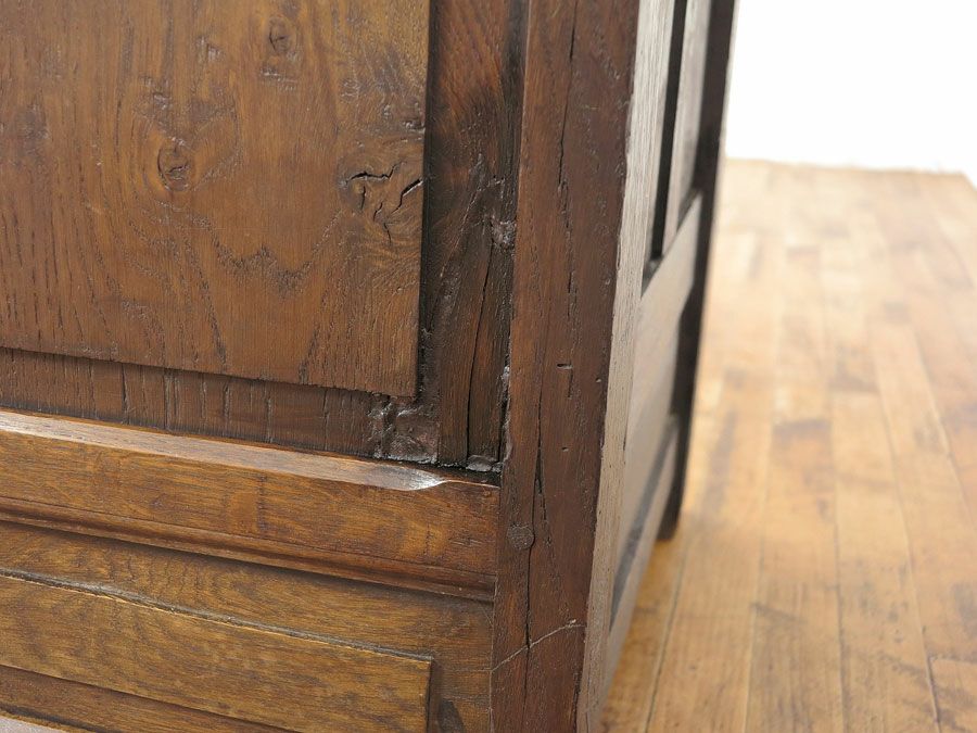 アンティーク家具　美しい彫刻のキャビネット　62955