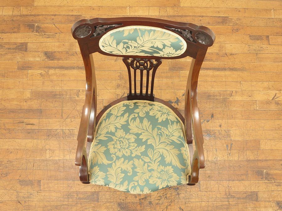 アンティーク家具　ビクトリアン　シングルソファ