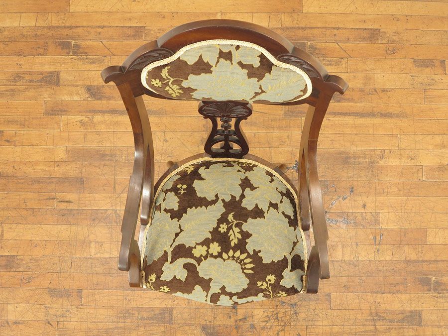 アンティーク家具　ビクトリアン　アームチェア