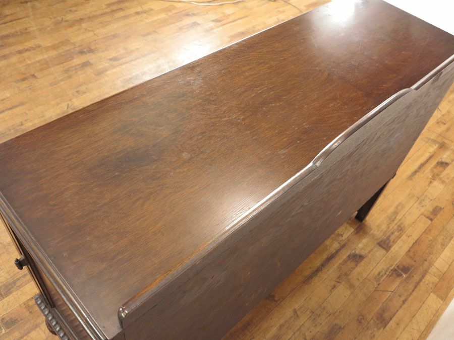 アンティーク家具　サイドボード　収納家具