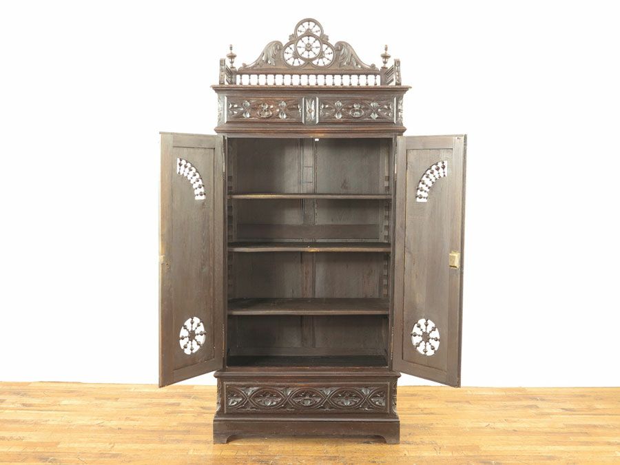 アンティーク家具　ブルターニュ　キャビネット