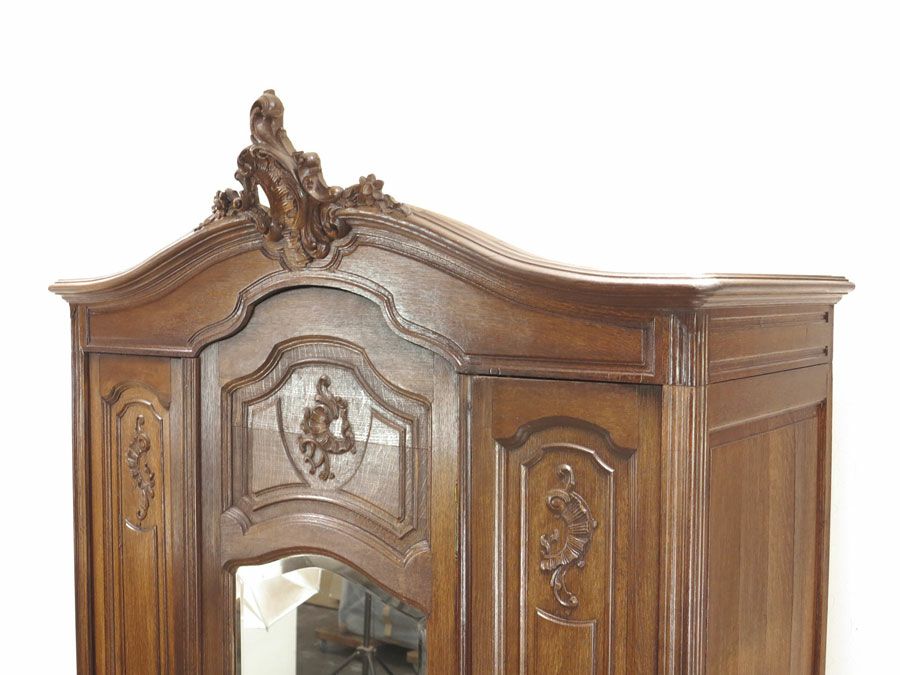 アンティーク家具　フランス　ワードローブ