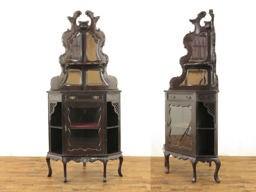 アンティーク家具　ビクトリアンコーナーキャビネット