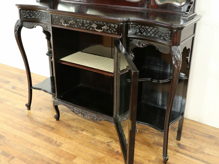 イギリスアンティーク家具　ビクトリアンキャビネット