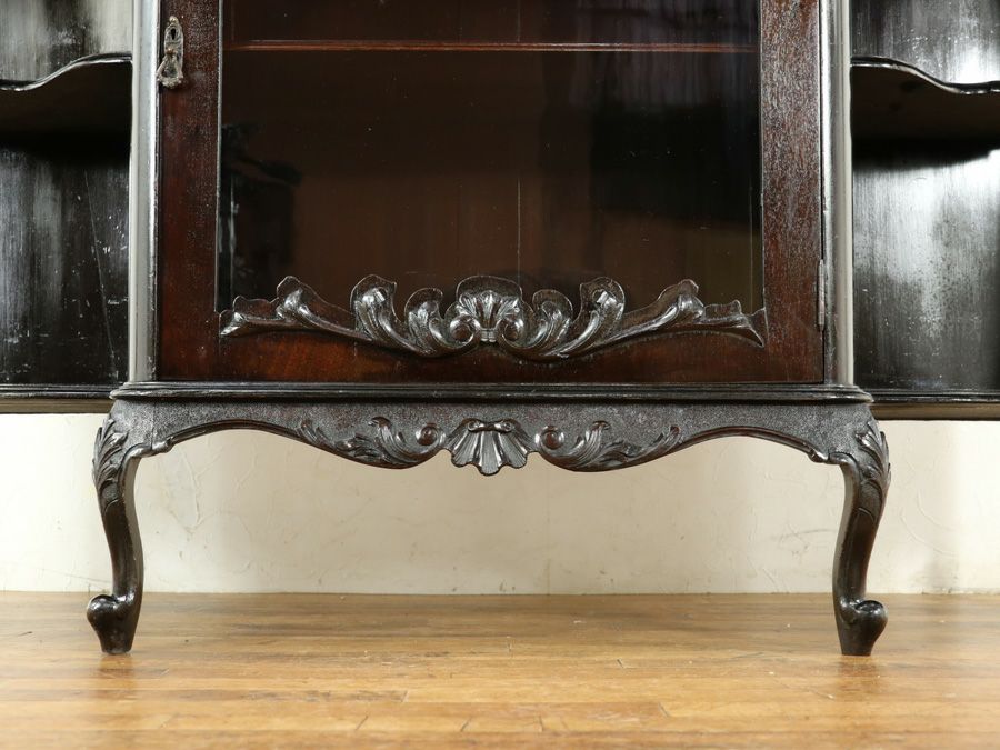 イギリスアンティーク家具　ビクトリアンキャビネット