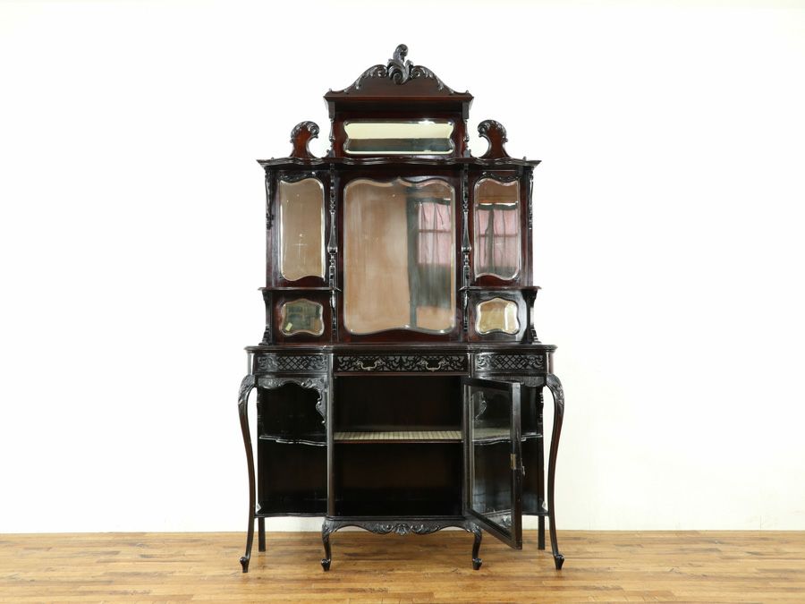 イギリスアンティーク家具　ビクトリアンキャビネット