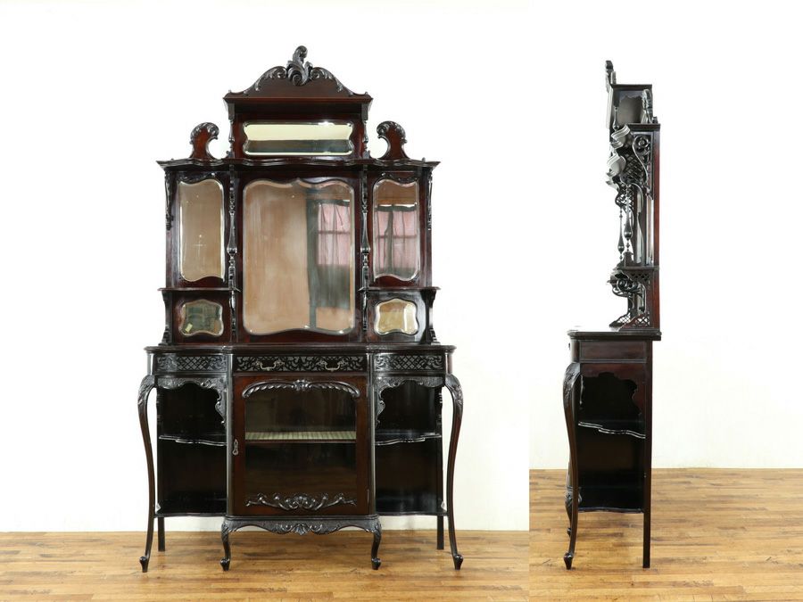 イギリスアンティーク家具　ビクトリアンキャビネット
