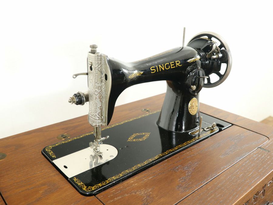 サイドキャビネット　SINGERミシン