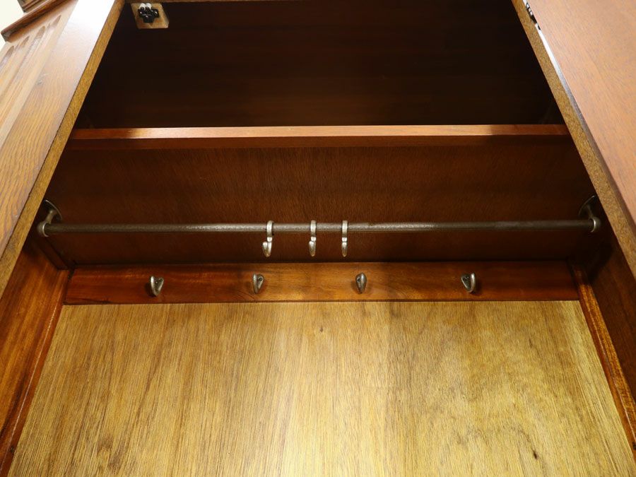 ワードローブ　アンティークフレックス