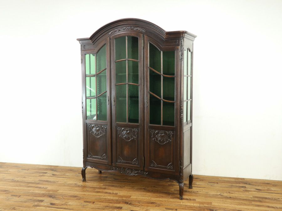 フランスからやってきた グリーンガラスの3枚扉キャビネット 64429