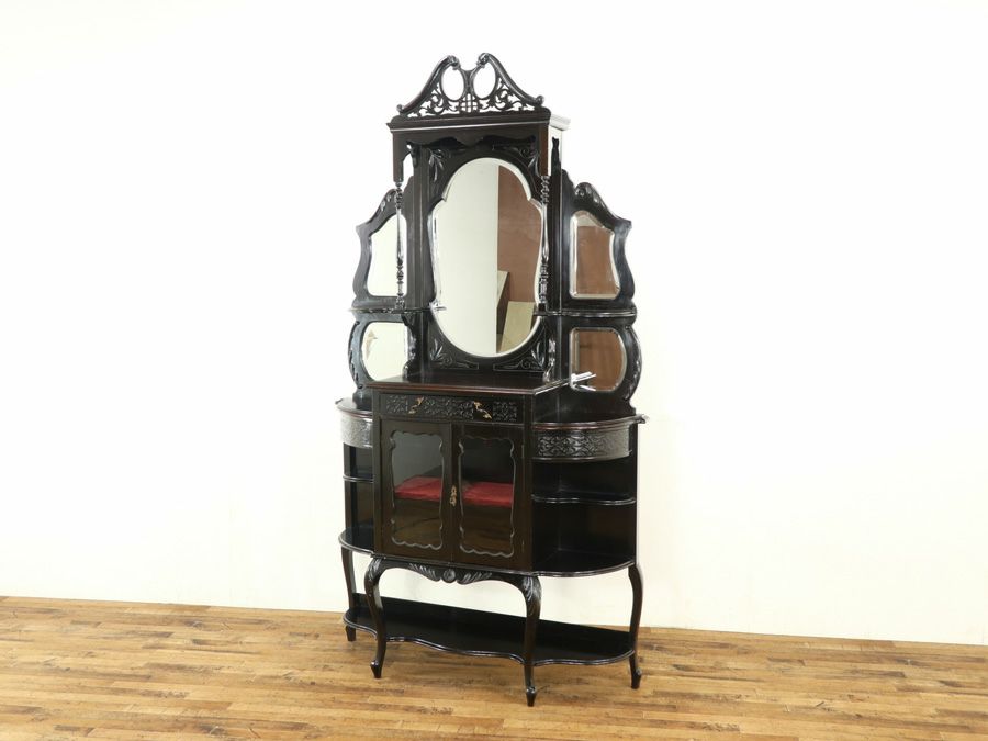 アンティーク家具　ビクトリアンパーラーキャビネット