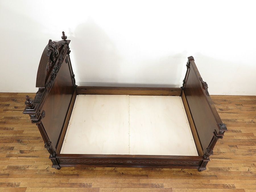 アンティーク家具　ベッドフレーム