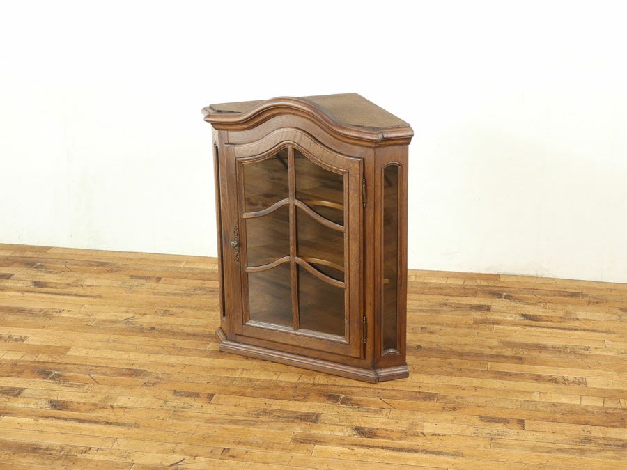 フランスアンティーク家具　コーナーキャビネット