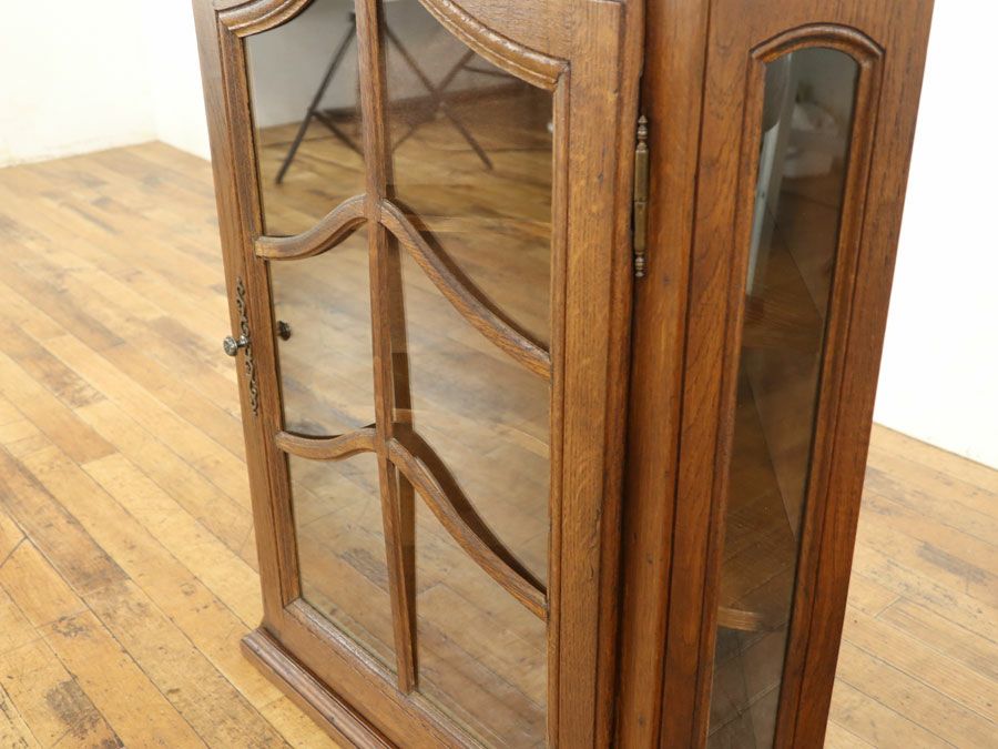 フランスアンティーク家具　コーナーキャビネット