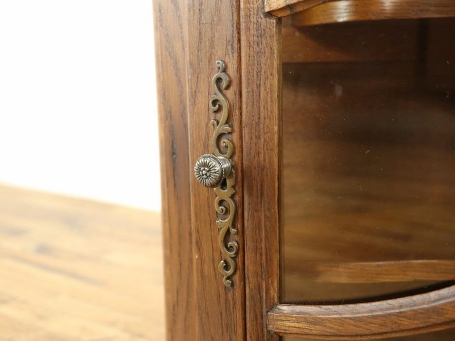 フランスアンティーク家具　コーナーキャビネット