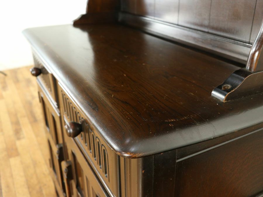 アンティーク家具 カップボード