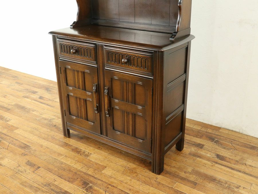 アンティーク家具 カップボード