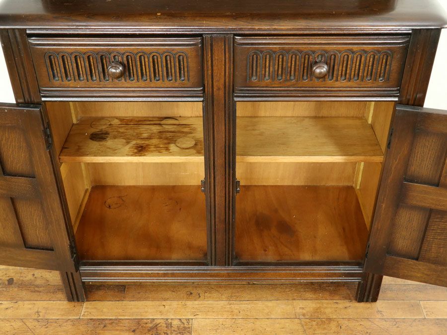 アンティーク家具 カップボード