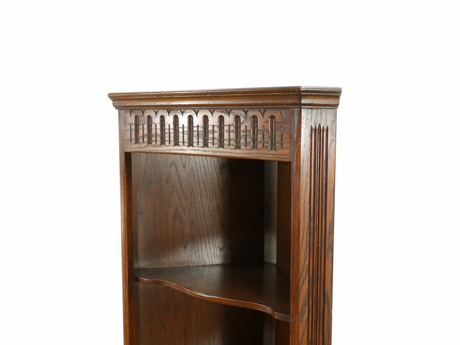 アンティーク家具 コーナーキャビネット