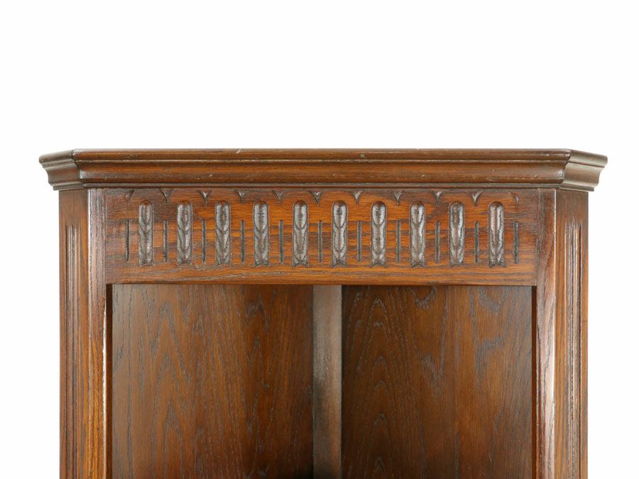 アンティーク家具 コーナーキャビネット