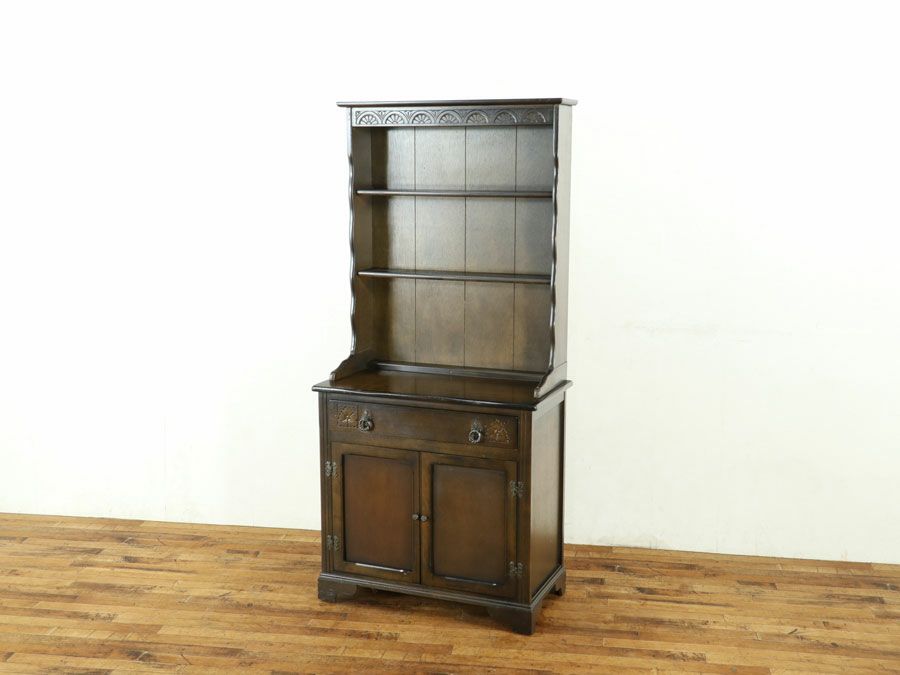 アンティーク家具 カップボード