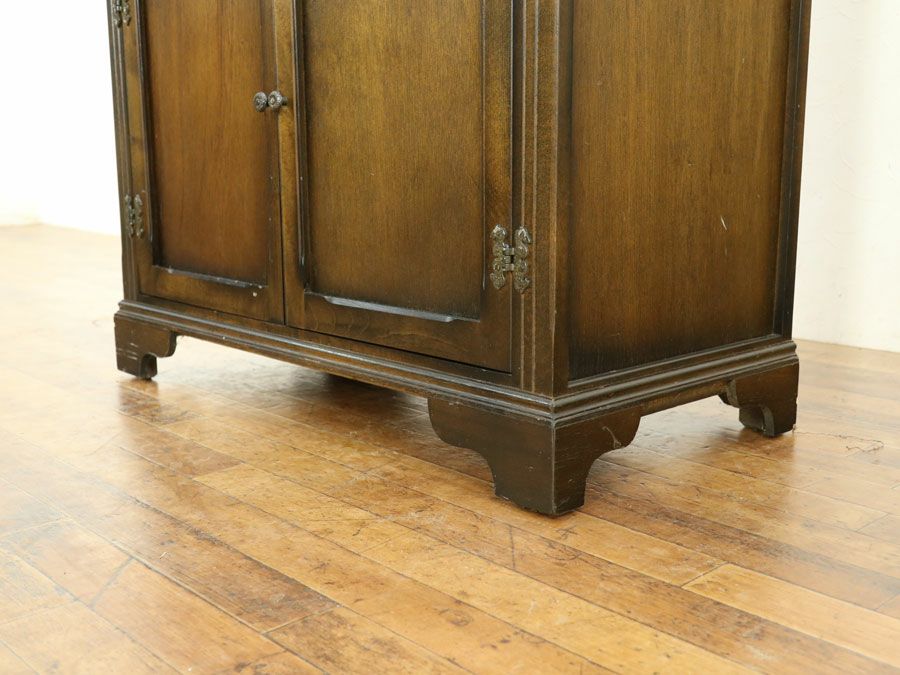 アンティーク家具 カップボード