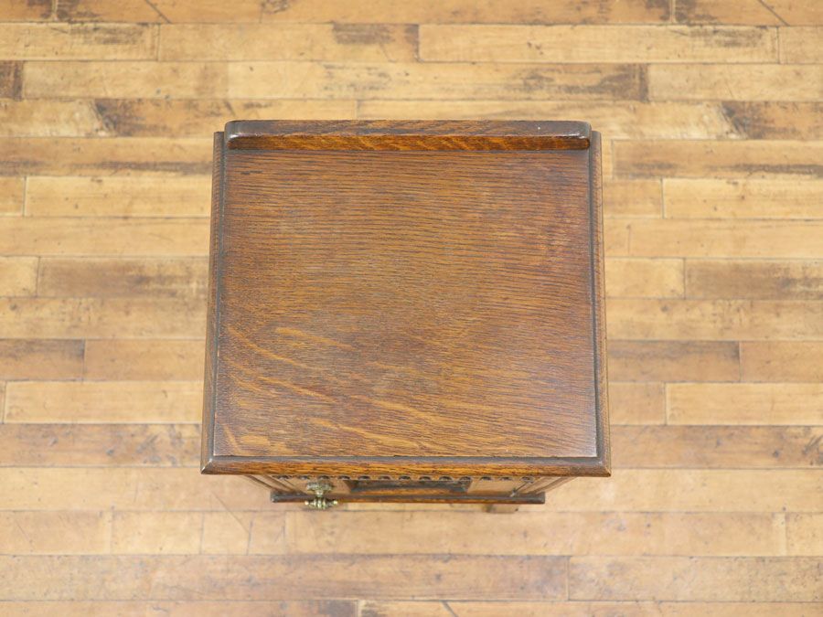 アンティーク家具 ナイトテーブル 58788