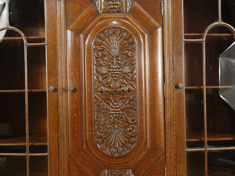 イギリスアンティーク家具　ブックケース　本棚