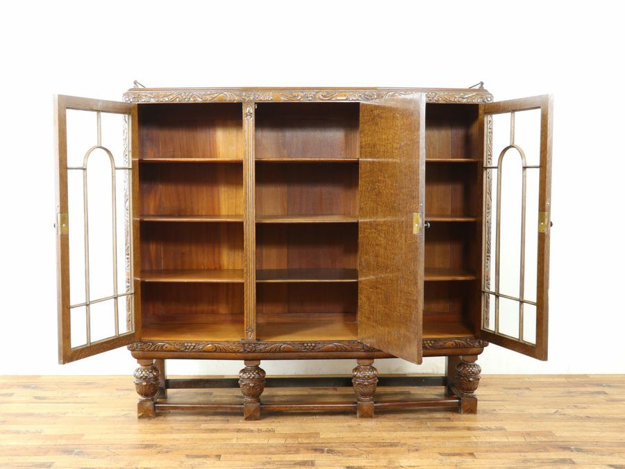 イギリスアンティーク家具　ブックケース　本棚