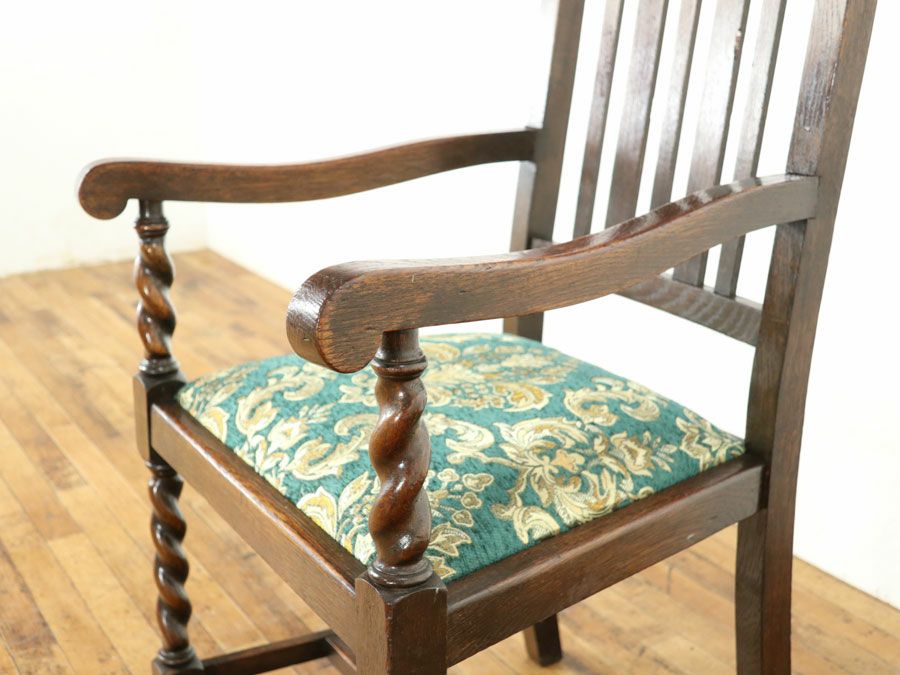 アンティーク家具　クラウントップアームチェア