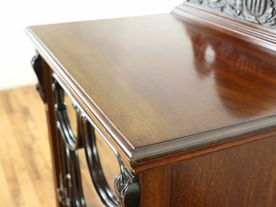 ヴィクトリアン ミュージックキャビネット