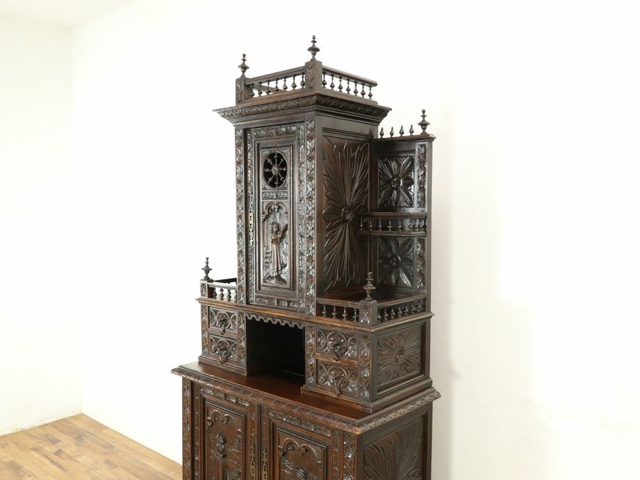 アンティーク家具 ゴシックキャビネット 64903