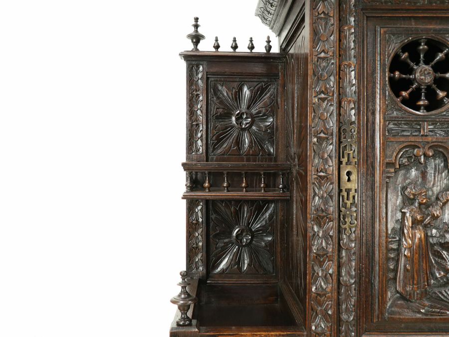 アンティーク家具 ゴシックキャビネット 64903