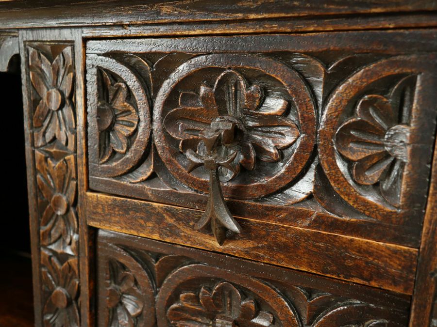 アンティーク家具 ゴシックキャビネット 64903