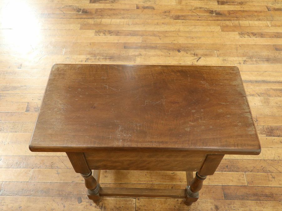 アンティーク家具 スモールテーブル 64811a