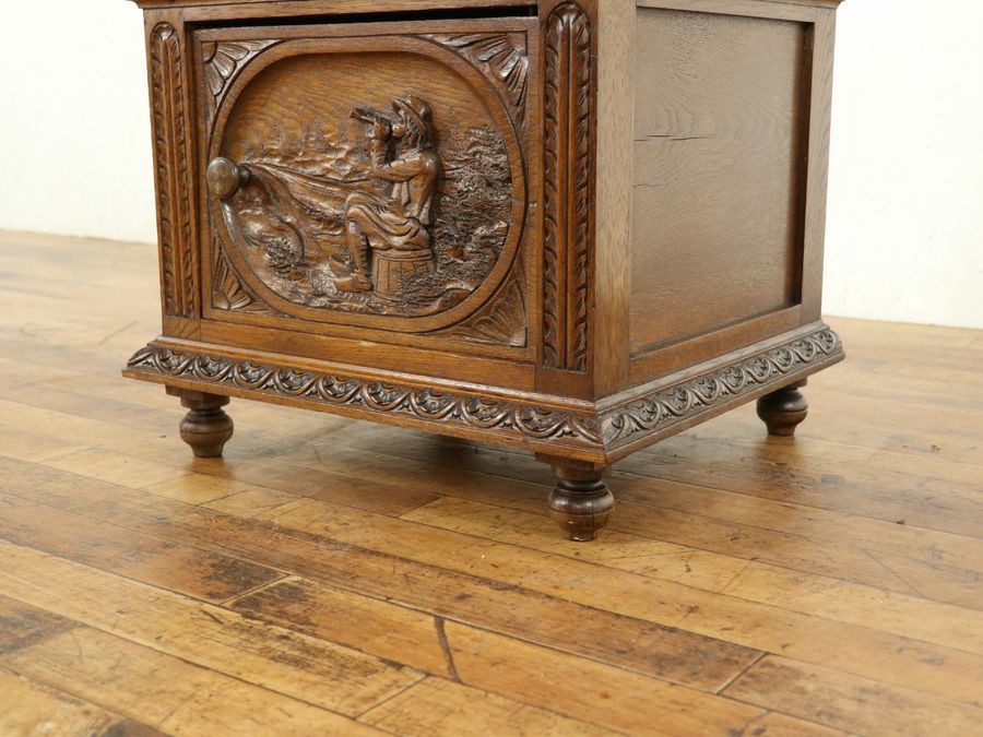 アンティーク家具 ナイト 64820b