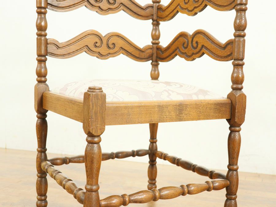 張替済コーナーチェア 64909