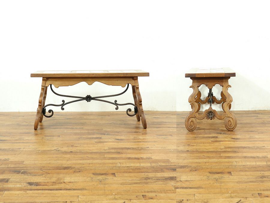 アンティーク家具 タイルトップコーヒーテーブル