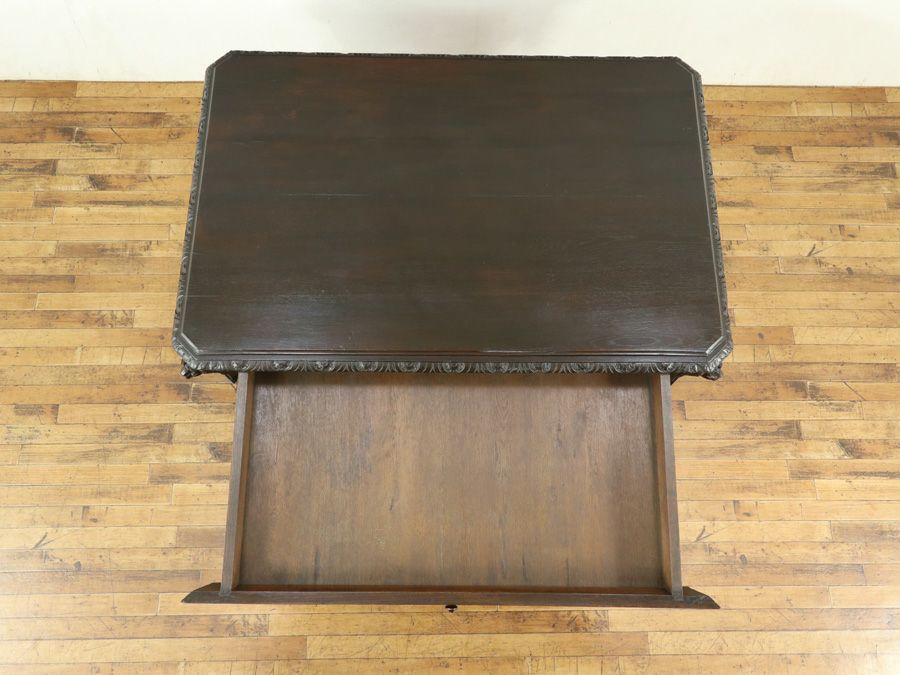 ライオン彫刻デスク　アンティークフレックス