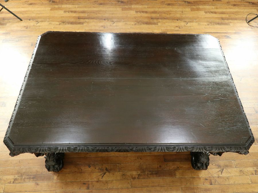 ライオン彫刻デスク　アンティークフレックス