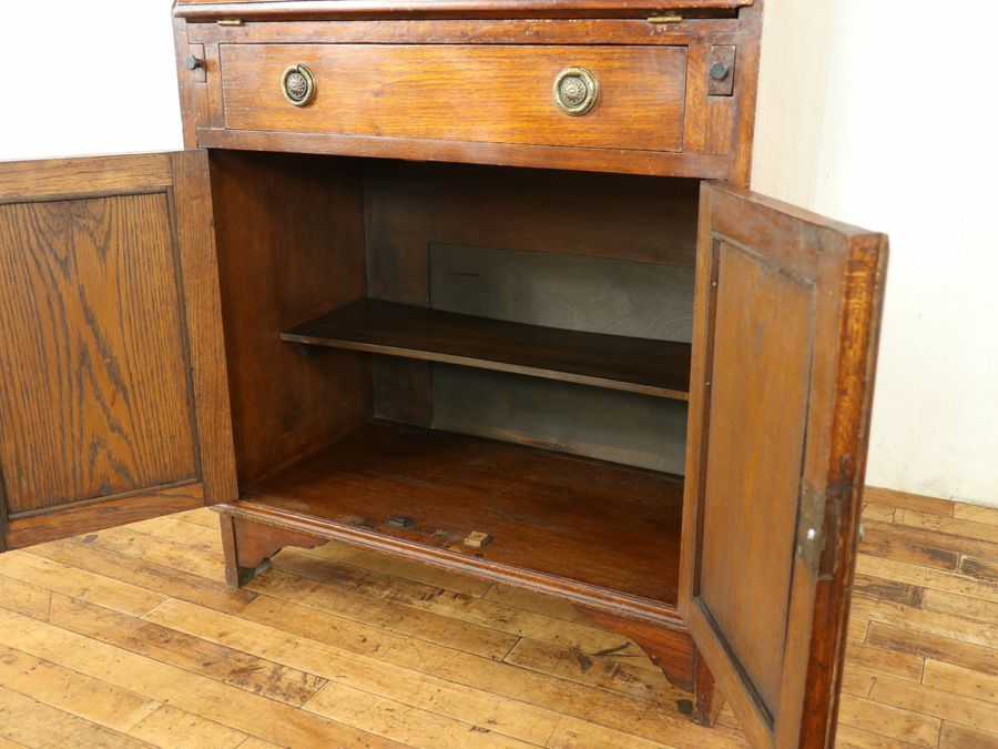 ステンドグラスが可愛らしいスリムサイズ ブックビューロー 59307