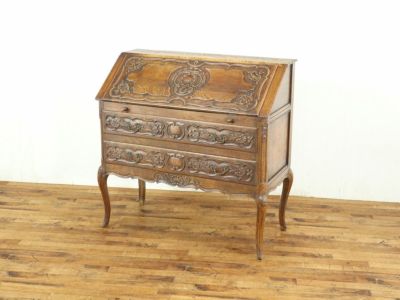 美しい彫刻に負けないオーク杢、フレンチライティングビューロー 65093