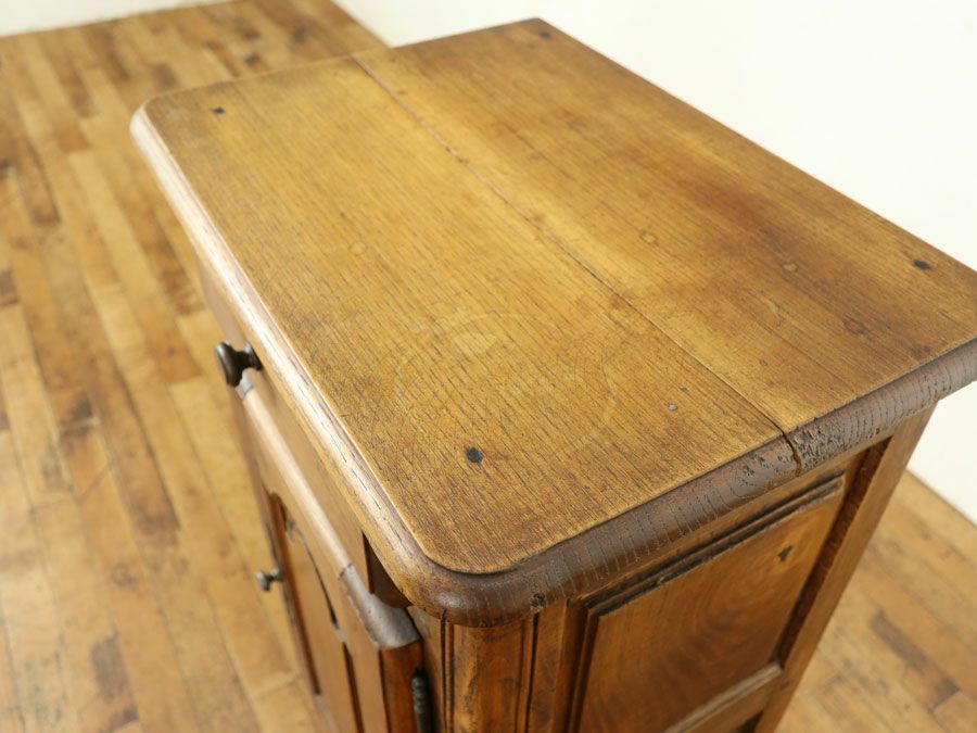 アンティーク家具 ナイトテーブル 65113