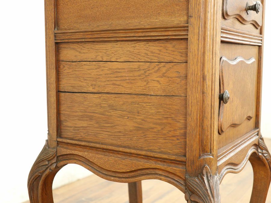 アンティーク家具 ナイトテーブル 65126