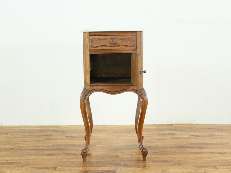 アンティーク家具 ナイトテーブル 65126