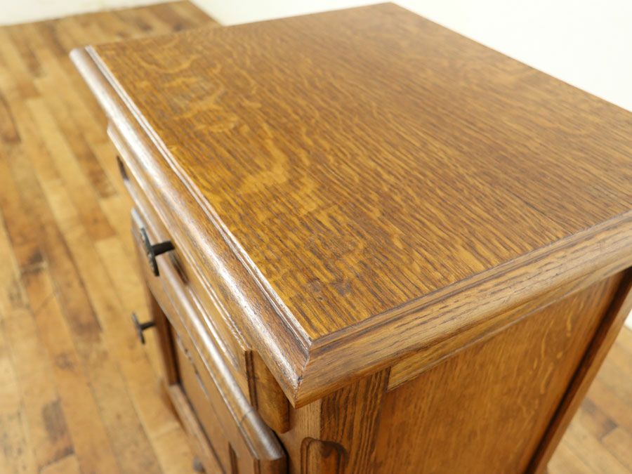 アンティーク家具 ナイトテーブル 65020f