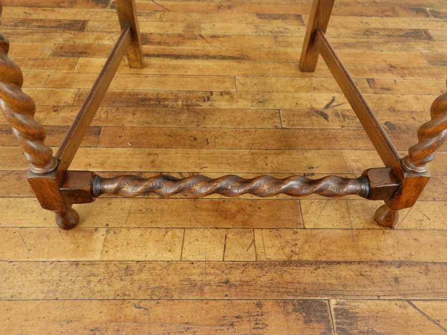 イギリスアンティーク家具アームチェア 59434b