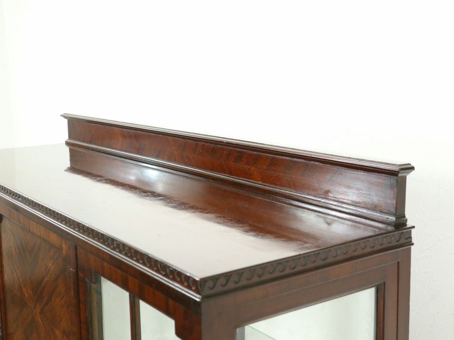 アンティーククロス張替済ショーケース 59361