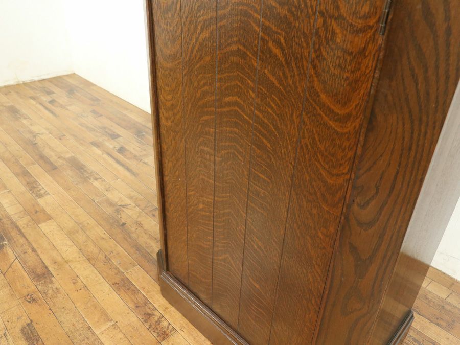 ワードローブ　アンティークフレックス